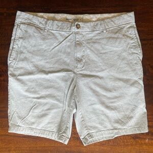 Old Navy Men’s Sz 40 Ultimate Slim Blue and White Shorts with Built In Flex